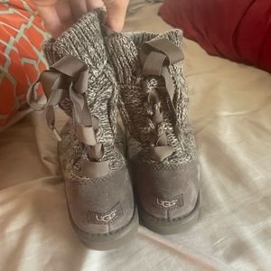 Size 8 woven uggs